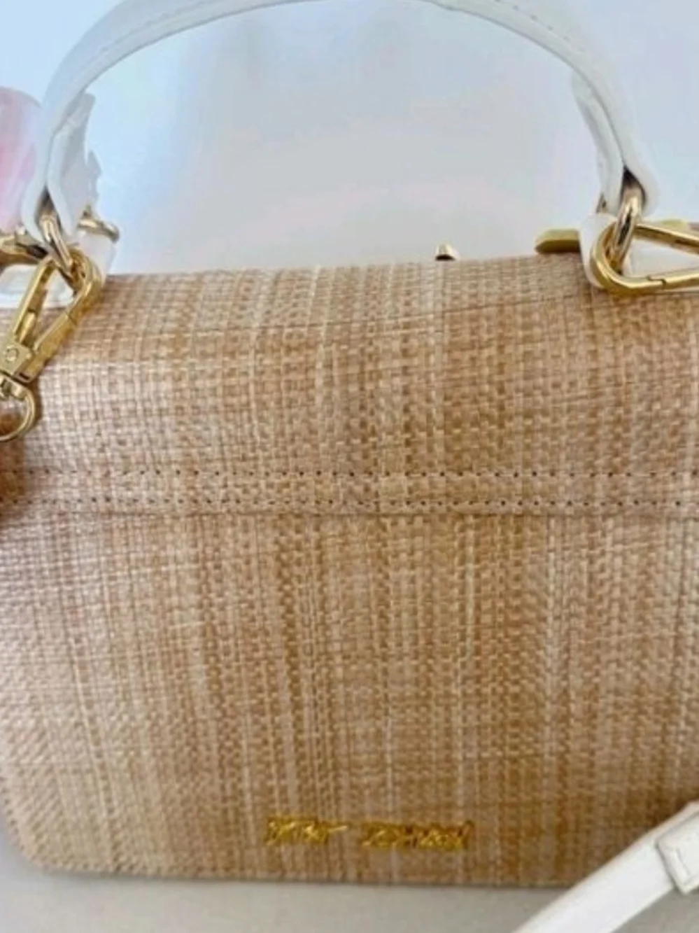 Betsey Johnson Straw Crossbody with Pastel Floral Appliqués Nwt - Picture 4 of 5